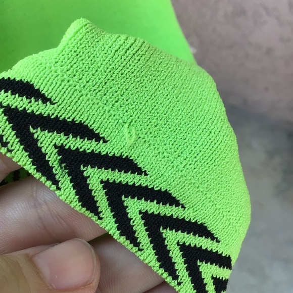 Finity Women Green and Black Cardigan - Picture 2 of 10